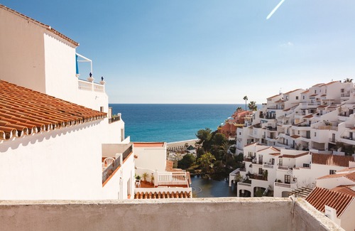 Chimenea Apartamento | Capistrano Playa 803 by Casasol