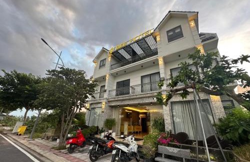 Cam Lam Hotel | Capital O 1194 Bee Hotel