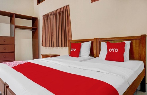 Cisarua Hotel | Capital O 90596 Hotel Griya Astoeti