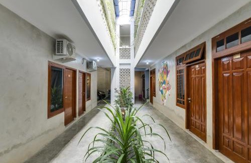 Depok Hotel | Capital O 90983 Harmony Easy Stay