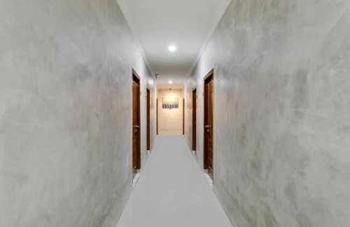 Depok Hotel | Capital O 90983 Harmony Easy Stay