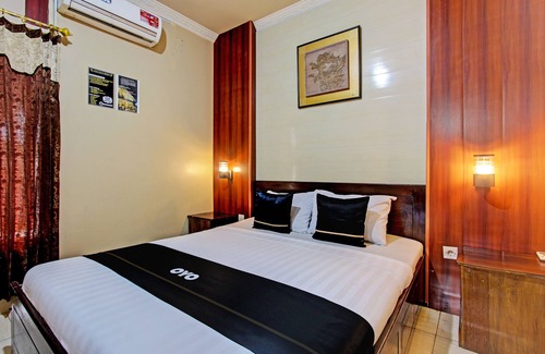 Medan Hotel | Capital O 93533 Griya Denok