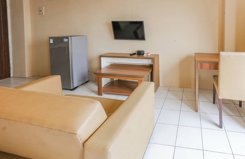 Pekayon Jaya Hotel | Capital O 94796 Apartment Mutiara Bekasi