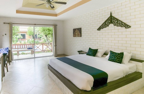 Hin Lek Fai Hotel | Capital O 961 Baan Dow Chompoo Resort