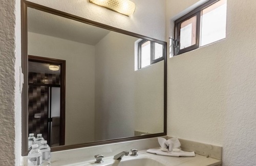 San Luis Potosí Hotel | Capital O Mansión Los Arcos, Aguilares