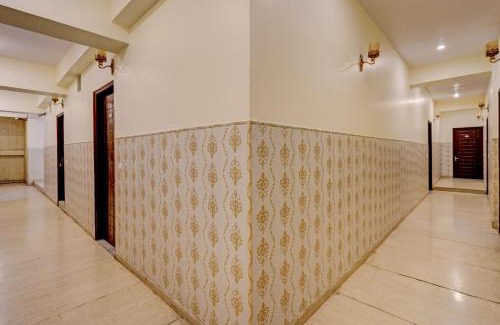 Dehradun Hotel | Capital O Shimaya