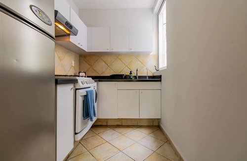 Los Morales Apartamento | Capitalia | Modern 1BR Escape
