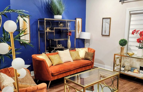 Indianapolis Casa | Capitol House "Sophisticated Comfort, Tasteful Tranquility, Culinary Elegance"