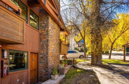 Snowmass Village Casa | Capitol Peak B3317