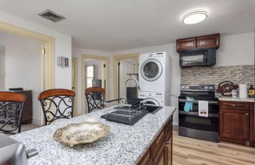Downtown Harrisburg Apartamento | Capitol View Retreat - 3F Fast Wi-Fi Cozy
