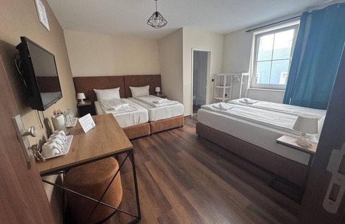 Friedrichshafen Hotel | Capitol Zentrum - 24h -