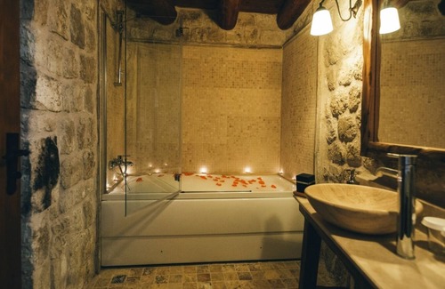 Urgup Hotel | Cappadocia Old Houses