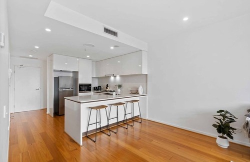 Newstead Apartamento | Capri - Executive 1BR in Fortitude Valley plus parking