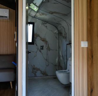 Theth Otro | Capsule House Theth