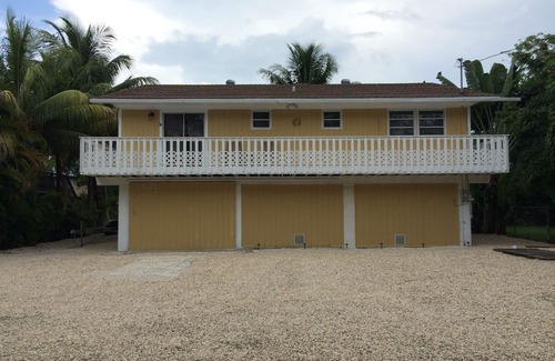Port Pine Heights Casa | Captain D's Escondite - Hermosa casa frente al mar en el corazón de un ciervo preservar
