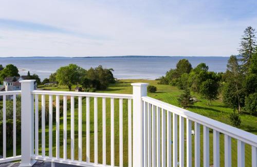 Searsport Hotel | Captain Nickels Inn