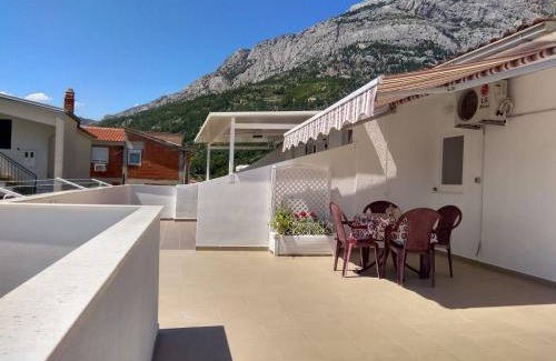 Baska Voda Apartamento | Captain's House