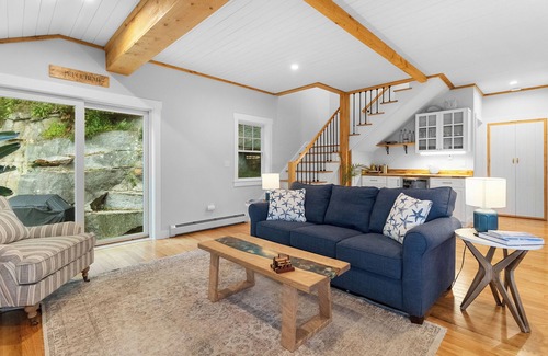 Spruce Head Casa | Captain's Quarters, newly renovated home with hot tub