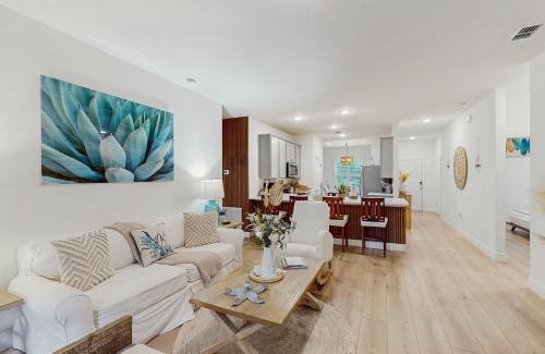Sebastian Highlands Casa | Captain's Quarter