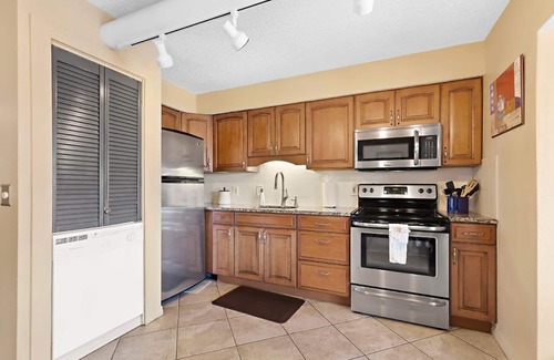 Dunedin Condominio | Capitán de cuartos - Capt. Unidad Kirk - BARCO GRATIS con alquiler!