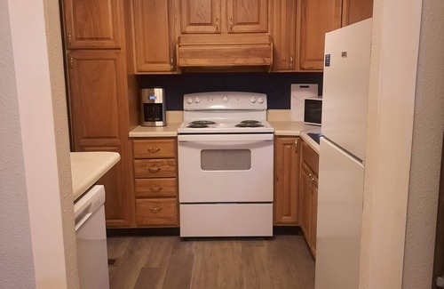 Magnolia Bluffs Casa | Captain's Quarters- Clean, comfortable, convenient!