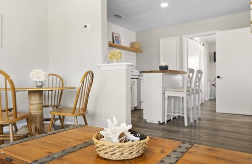West Bradenton Apartamento | Captain’s Quarters | Dog | Near AMI | Near IMG | Patio | TV