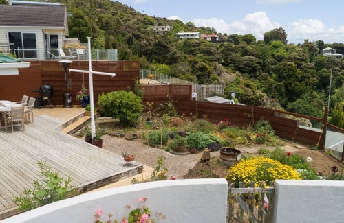 Opua Cabaña | Casa del Capitán - Opua Holiday Home