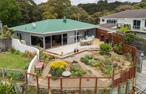 Opua Cabaña | Casa del Capitán - Opua Holiday Home