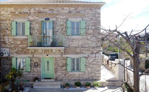 Melikia Apartamento | Captain Theo's modern apartment Martina