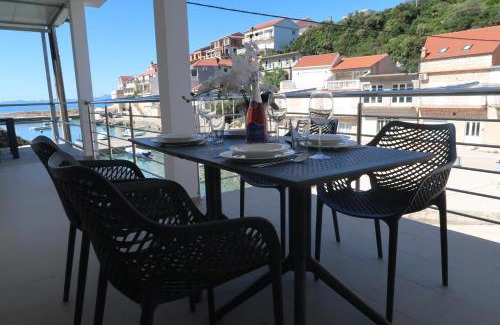 Zavalatica Casa | Captains beach home