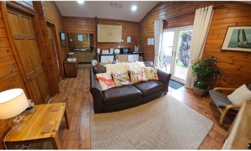 Mynytho Chalet De Esquí | Captain’s Cabin
