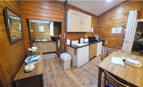 Mynytho Chalet De Esquí | Captain’s Cabin