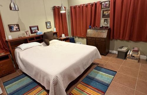 Graham Casa | Captains Cabin on Lake