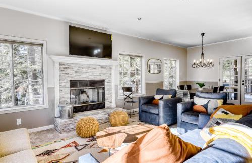 Round Hill Village Casa | Captains Quarters Retreat