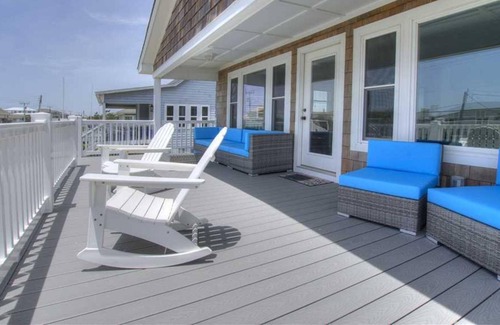 Atlantic Beach Casa | Captains Quarters