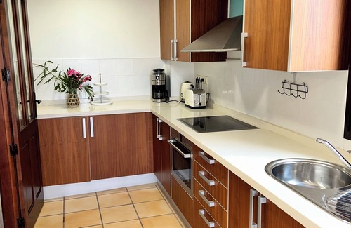 Hacienda del Álamo Apartamento | Captivating 2-bed Apartment in the South of Spain