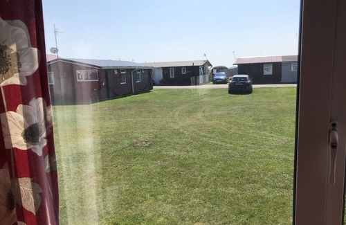 Bridlington Casa | Captivating 2-bed Chalet