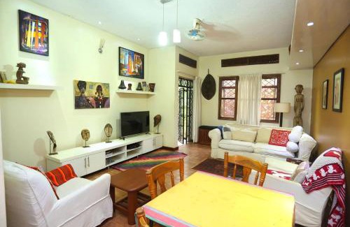 Kampala Casa | Captivating 2-Bed Cottage in Kampala