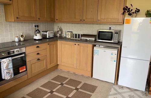 Amesbury Casa | Captivating 2-Bed House in Amesbury, Salisbury