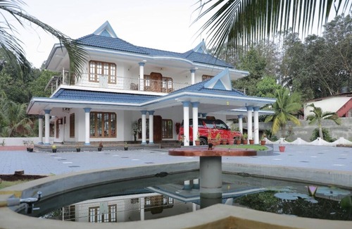 Kulanada Cabaña | Captivating 5-Bed Villa in Vettiyar