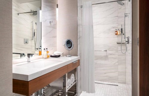 Cherry Creek Casa | Captivating Denver Cherry Creek hotel