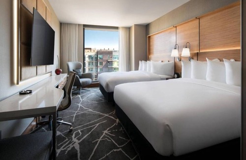 Cherry Creek Casa | Captivating Denver Cherry Creek hotel