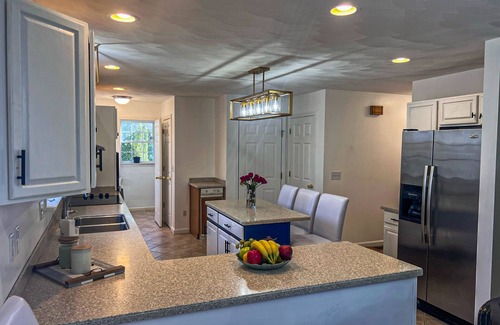 West Warwick Casa | Captivating Warwick Family Home
