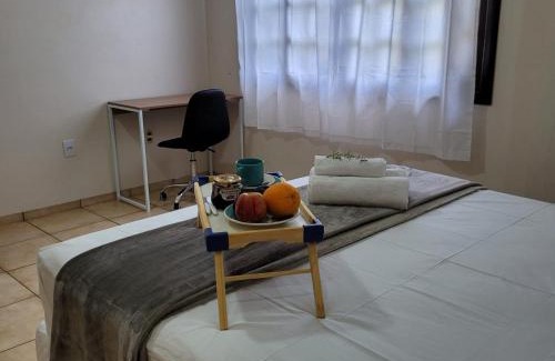 Sorriso Casa | Caramelo hospedaria, localização privilegiada com conforto e privacidade