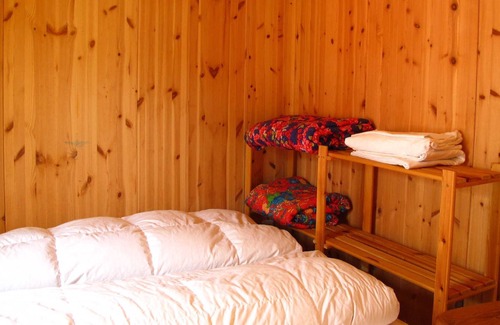Buchberg Cabina | O Zona 2 a la izquierda, 1 habitación con 2 camas - Caravanas en Wangeliner jardín con cocina de verano - el uso