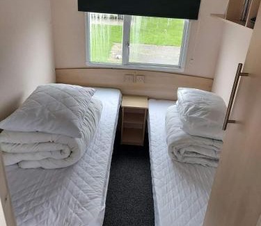 Winestead Otro | Caravan getaway sand le mere tunstall