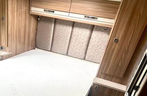 New Quay Complejo | Caravan hire at New Quay