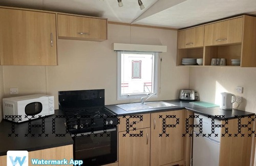 Grimsby Otro | Caravan Holiday on Haven site