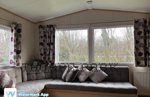 Grimsby Otro | Caravan Holiday on Haven site
