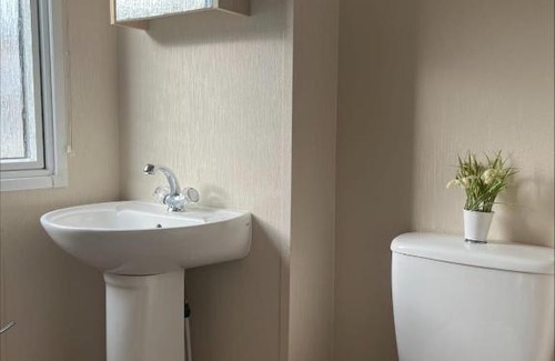 Grimsby Otro | Caravan Holiday on Haven site